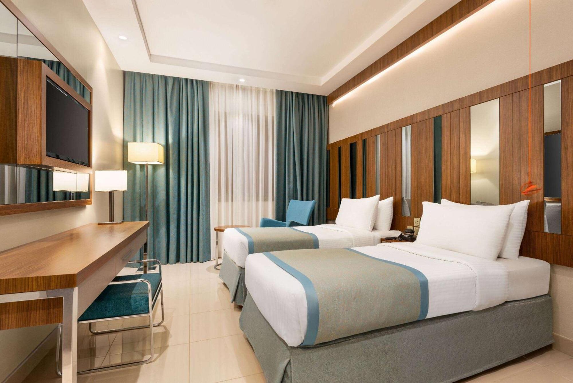 Ramada By Wyndham Makkah Zad Al Tayseer La La Mecca Esterno foto